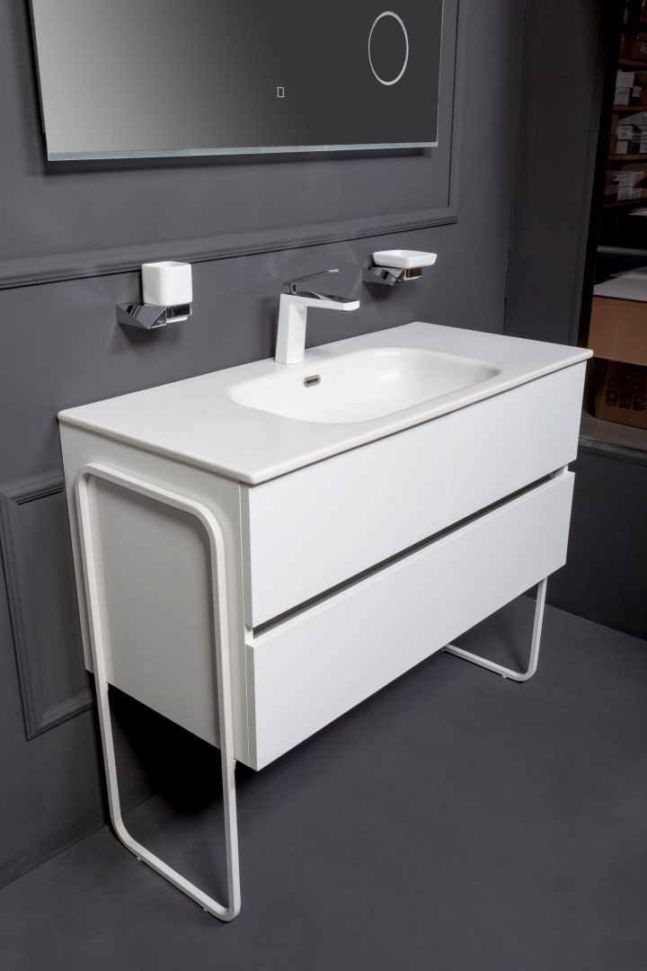 Тумба под раковину 100 см ArmadiArt Vallessi 837-100-W