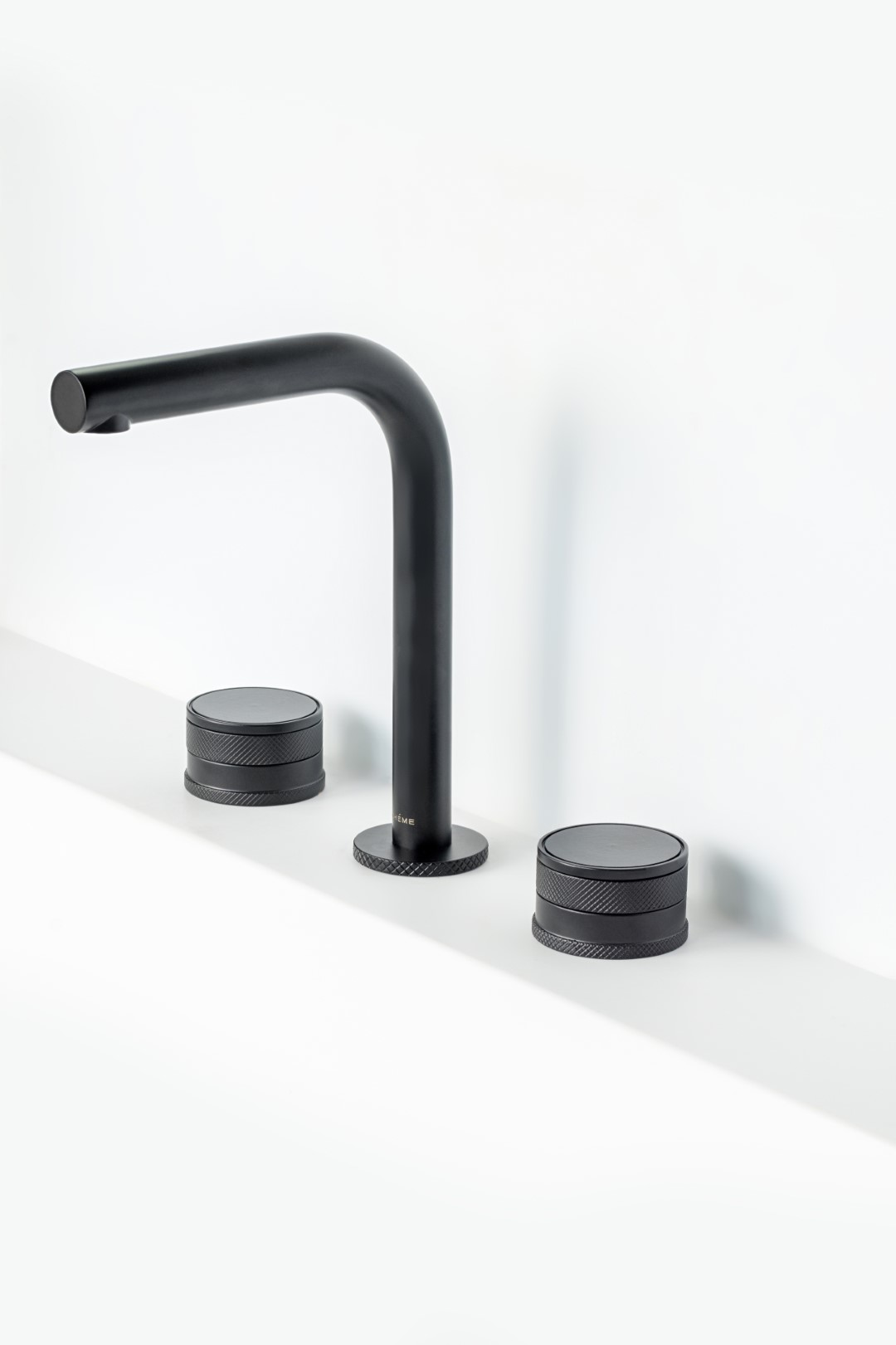 Смеситель для раковины Boheme Prestige 152-B-PR