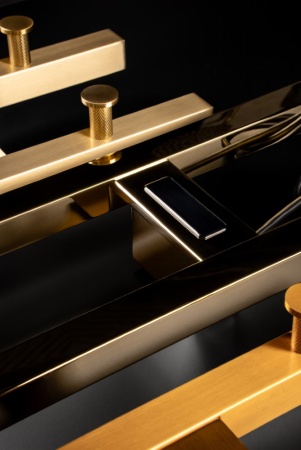 Полотенцесушитель электрический 2-трубы квадратный MATT GOLD 728-MG