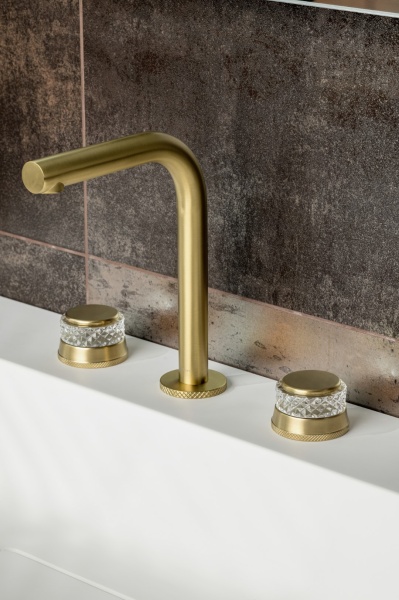 Смеситель для раковины Boheme Aura 152-MG-A