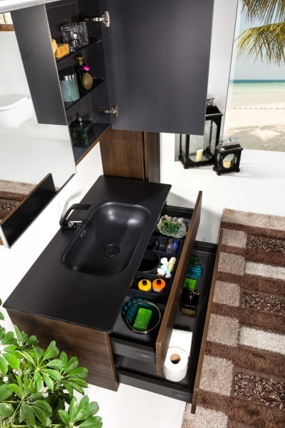 Зеркальный шкаф с подстветкой 100 см ArmadiArt Vallessi 546-D