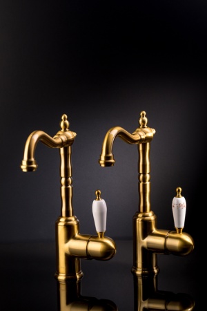 Смеситель для раковины Boheme Medici 302