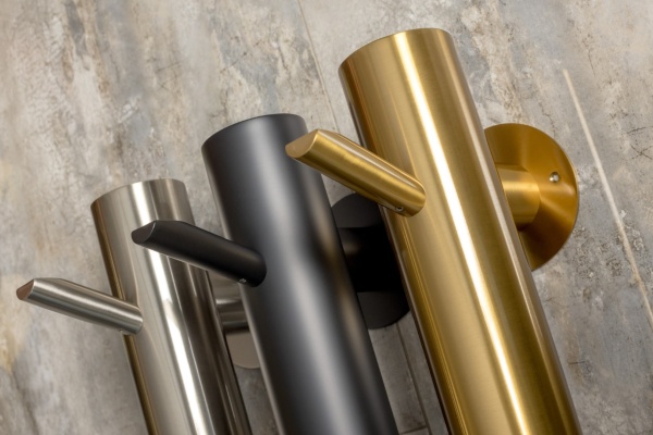 Полотенцесушитель электрический Boheme Oak 724-NB