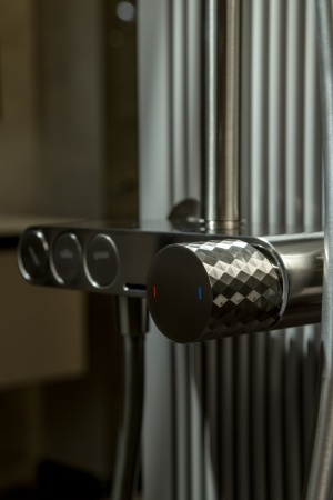 Смеситель для ванны Boheme Stick 123-NB