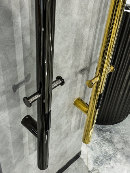 Полотенцесушитель электрический Boheme Uno 726-SGM