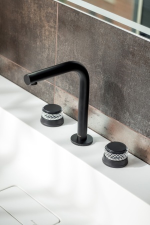 Смеситель для раковины Boheme Aura 152-B-A