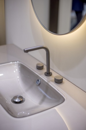 Смеситель на столешницу STICK LINEA на 3 отв. Gun Metal 152-GM.3