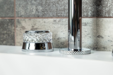 Смеситель для раковины Boheme Aura 152-CR-A