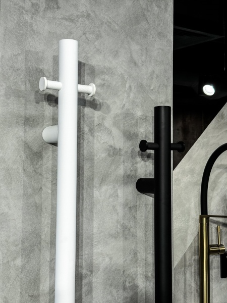 Полотенцесушитель электрический Boheme Uno 726-B